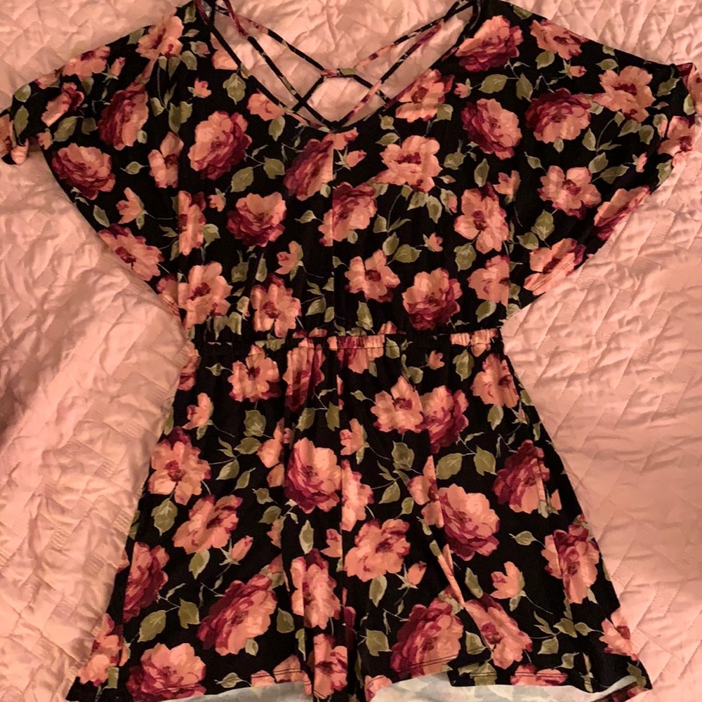 Romper with pockets